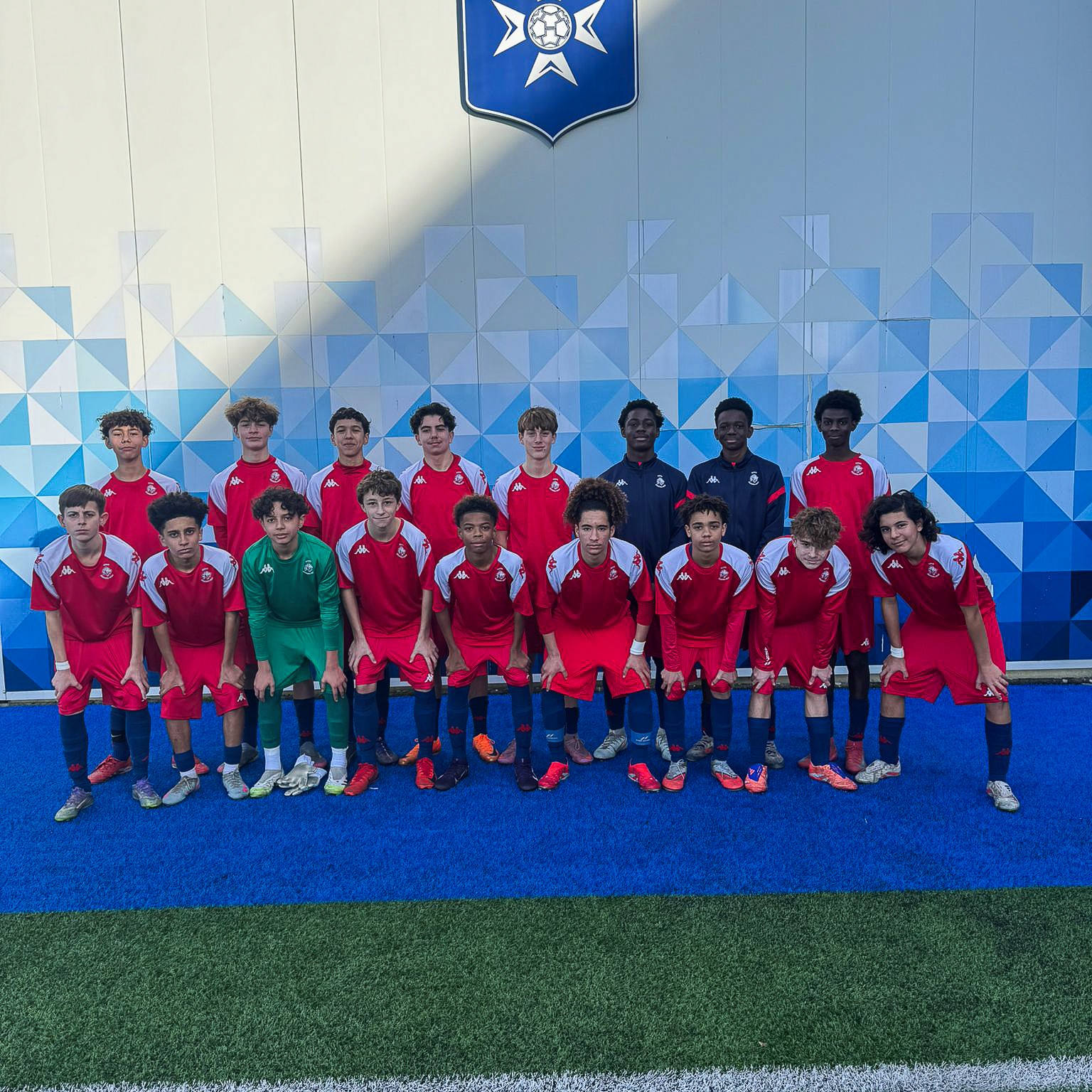 619532877_1422853426517353_6798514033266798135_n – Copie